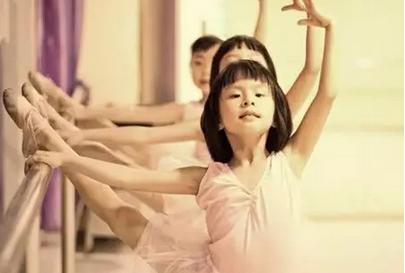 �к����ʺϵ���Ȥ������Щ��ѡ�������̵���Щ�س���Ȥ����ʵ��