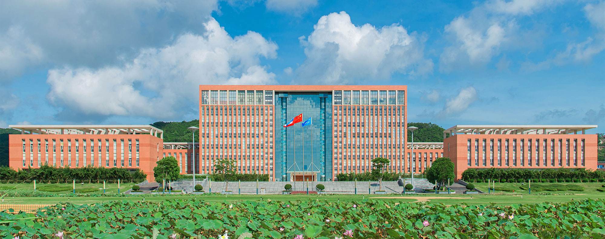 珠海有哪些大学所有大学名单,揭秘珠海最好的大学在全国排名第几