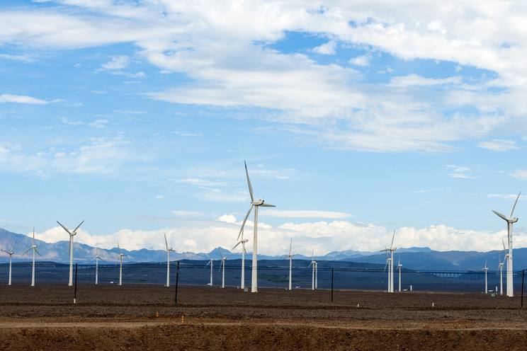 新能源科学与工程专业适合女生吗?专业大学排名就业前景怎么样?