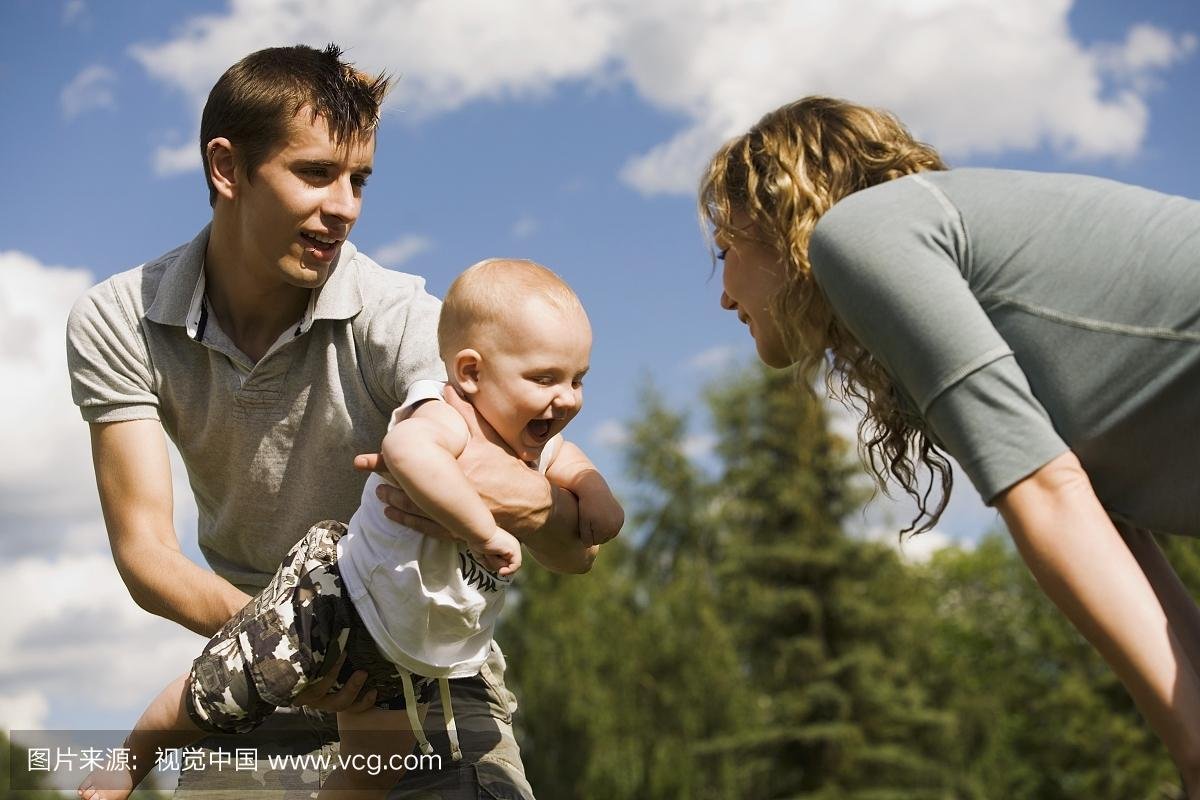 男孩子胆小懦弱怎么办父母如何引导?如何培养孩子胆大有哪些妙招