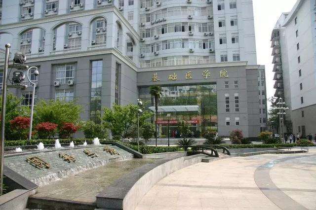 华科大同济医学院怎么样?是几本?华科大同济医学院全国排名第几