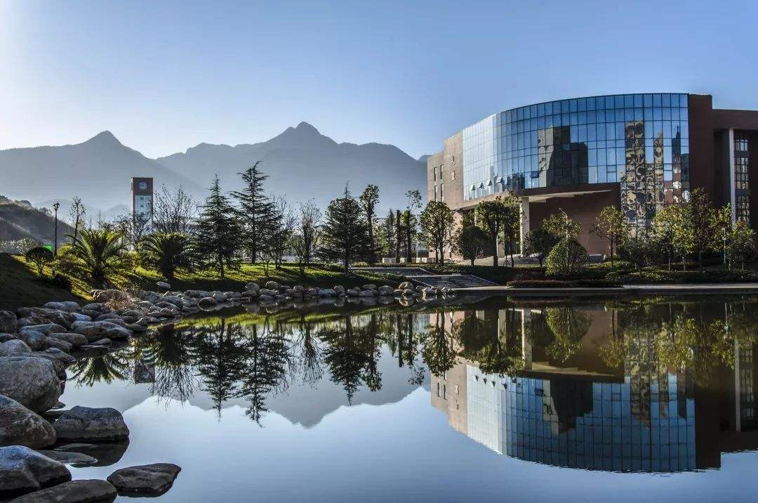 九江职业大学好不好?有哪些王牌专业?九江职业大学学费多少?