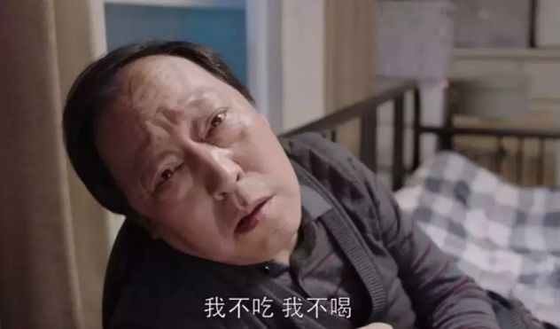 母亲不让女儿上大学巨婴妈妈对孩子影响?巨婴父母的表现如何