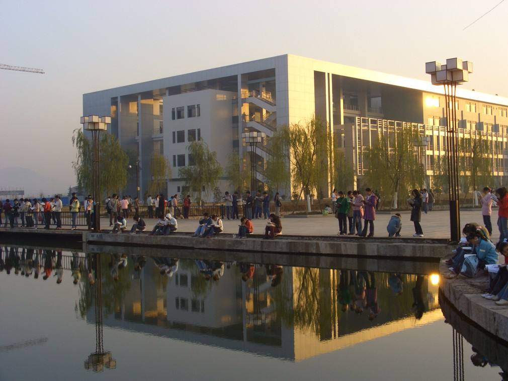 南京医科大学康达学院怎么样是二本吗?宿舍条件如何学费贵吗?