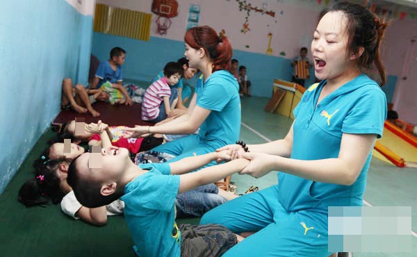 家庭训练自闭症方法有哪些超实用?自闭症最佳治疗年龄是几岁