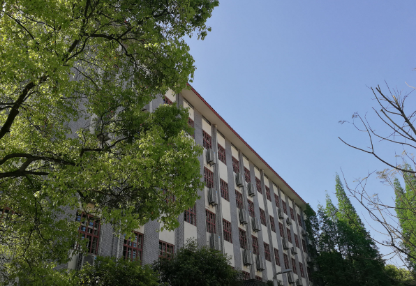 ���ϴ�ѧ�ٲ�У���ڱ���ô����211���ǹ���������רҵ��ʲô