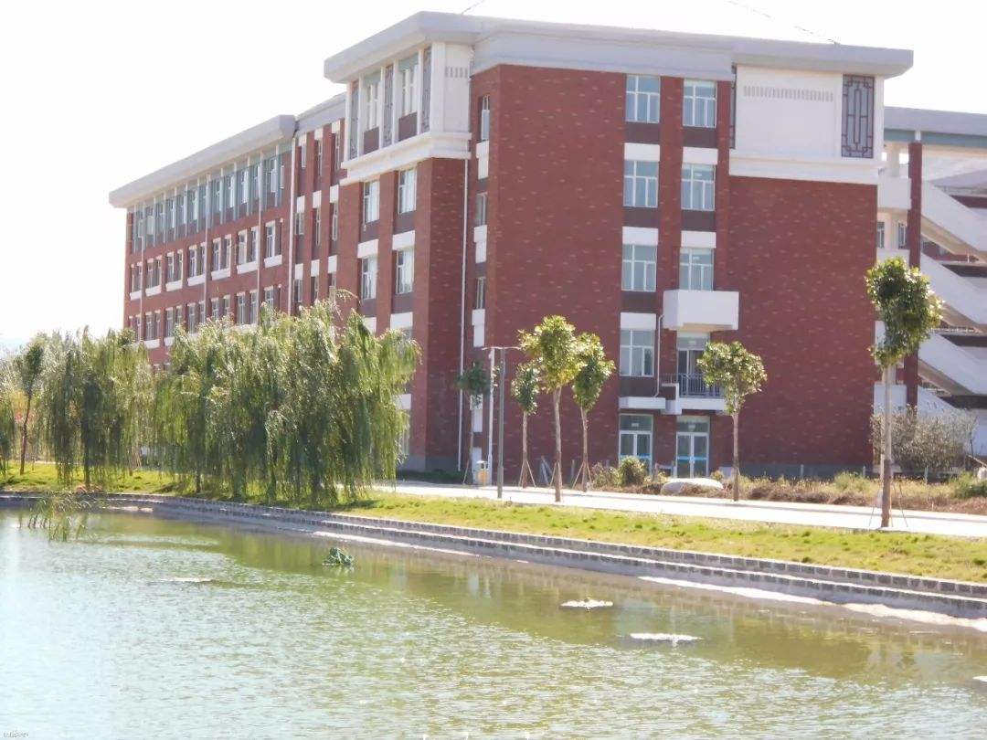 淮北师范大学信息学院怎么样是几本?学费多少?宿舍条件真实图片
