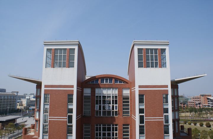 �й�������ѧ�ִ��Ƽ�ѧԺ�����ַ���ģ�һ��ѧ�Ѷ��ٹ󲻹�