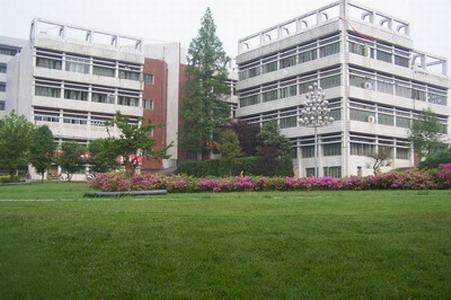 2023湖北民族大学排名多少?学校怎么样是几本?有哪些王牌优势专业