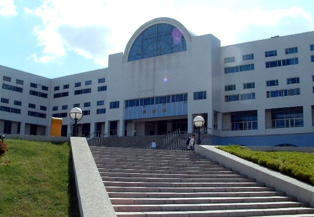 ������ѧ�����ڼ�?���ص��ѧ������רҵ��ʲô��ѧ�Ѷ��ٹ���