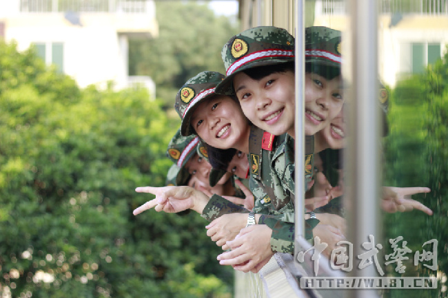 女生考什么军校最好?女生读警校有什么前途未来发展好吗