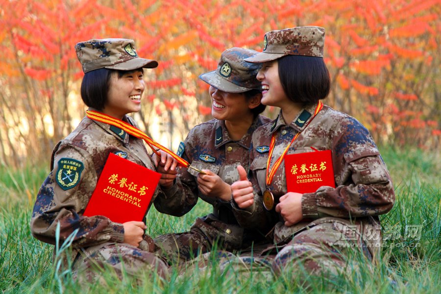女生考什么军校最好?女生读警校有什么前途未来发展好吗