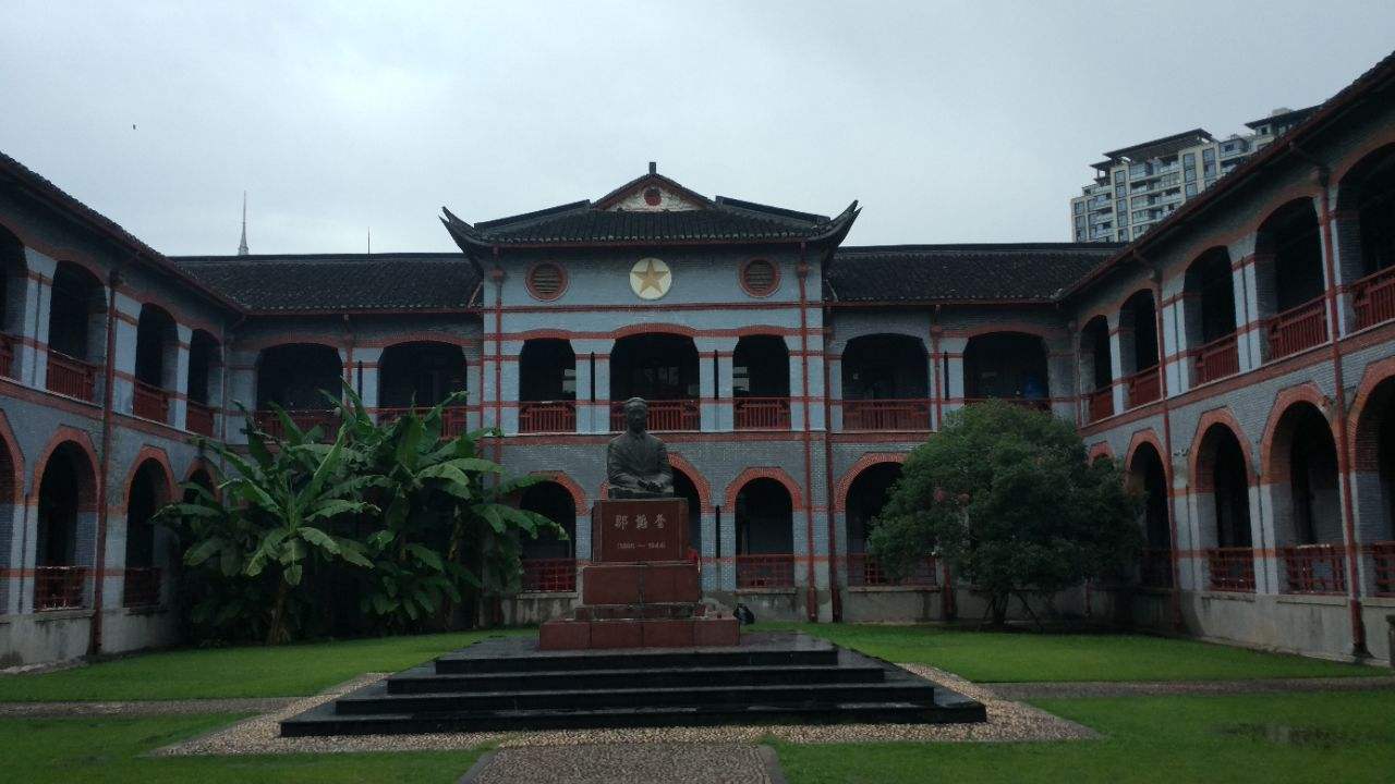 华东政法大学是名校吗?全国认可度怎样?王牌专业?就业前景如何