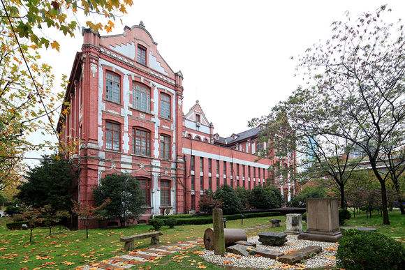 考上上海交大有多难?上海交通大学排名全国第几?宿舍条件好不好