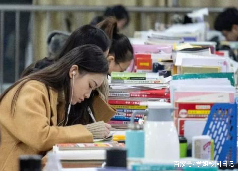 双学位和第二学位的区别?大学双学位是什么意思有必要修双学位吗