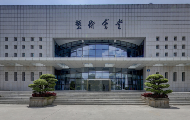 厦门理工学院专业排名揭秘最好的专业及就业情况?各专业收费标准