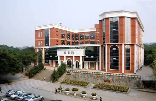 四川外国语大学实力强吗?在哪?全国排名第几?什么专业最好?