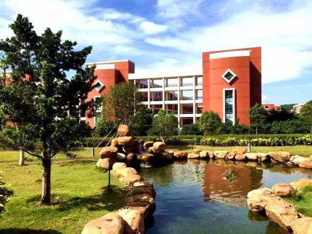 广东财经大学华商学院好吗是几本?学校很差吗排名多少?学费多少钱