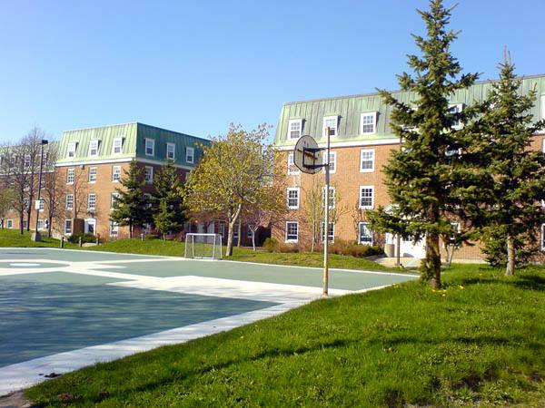 西安交通大学城市学院怎么样是几本?宿舍环境如何一年学费贵吗?