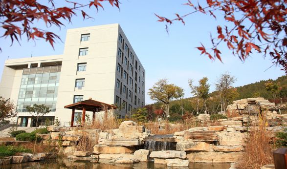 ����ʦ����ѧ�Ǽ�������Ͽɶ���Σ�����ȫ���ڼ�����רҵ����Щ