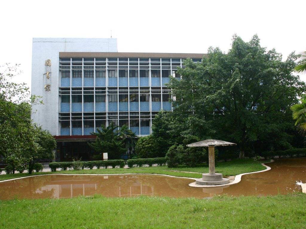 �Ĵ�����ѧԺ��ô����211������ȫ���ڼ������������ò��ã�