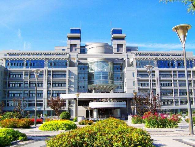 辽宁工业大学是小211吗?值得去吗?学费高吗?宿舍条件怎样?