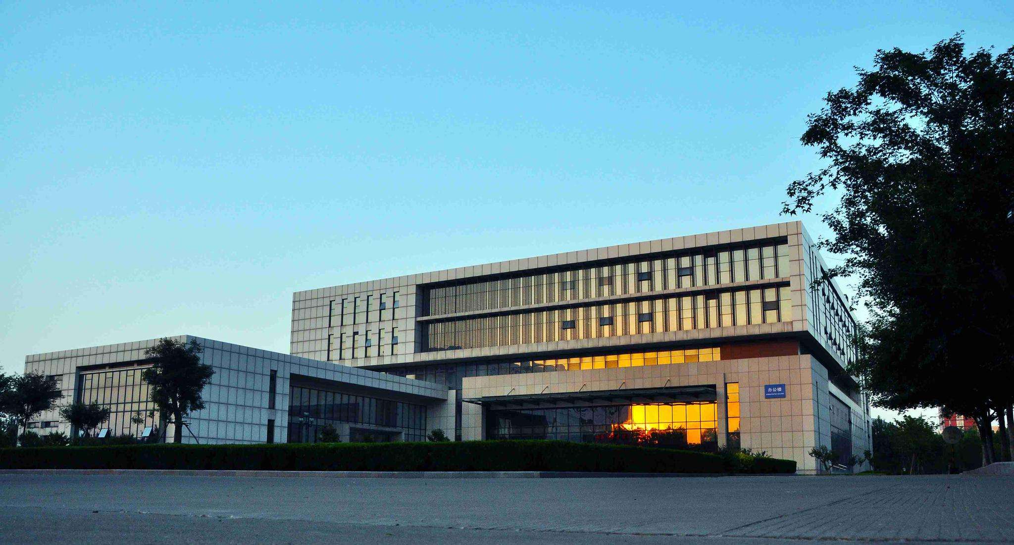 齐鲁工业大学很厉害吗?排名第几?学费多少?就业率高吗