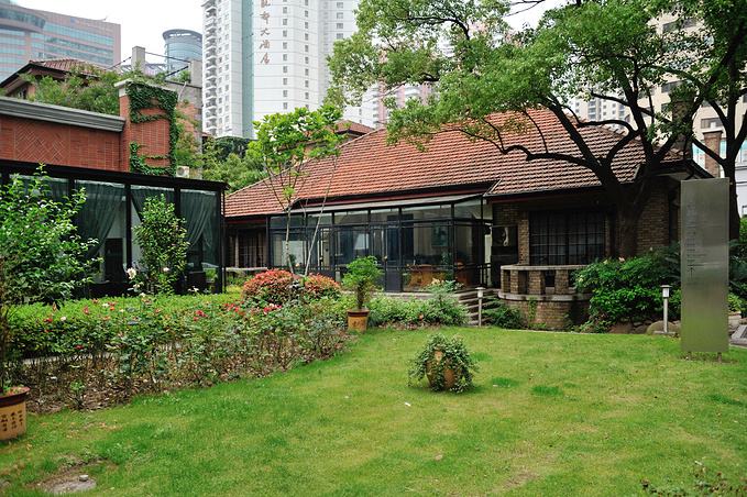 上海戏剧学院是985还是211?分数线多少?招生条件有哪些学费多少