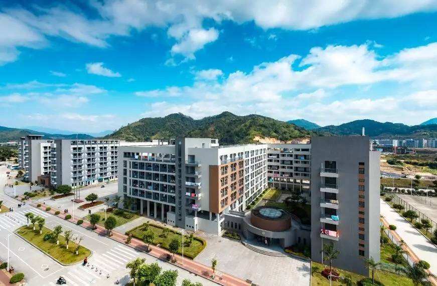 福建商学院是几本有几个校区?排名全国第几?学费一年多少?