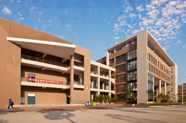 福建商学院是几本有几个校区?排名全国第几?学费一年多少?