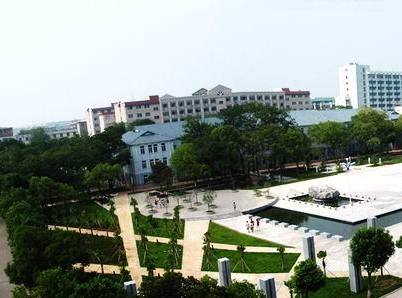 东华理工大学长江学院是本科吗?就业前景怎么样?学费多少贵不贵