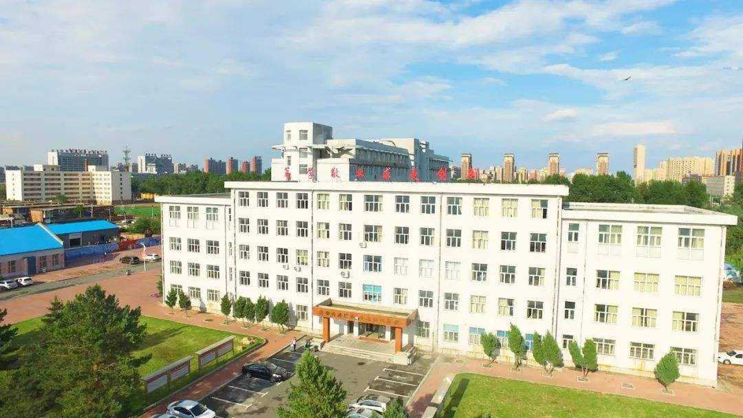 吉林工程技术师范学院有几个校区是几本?排名全国第几?宿舍条件