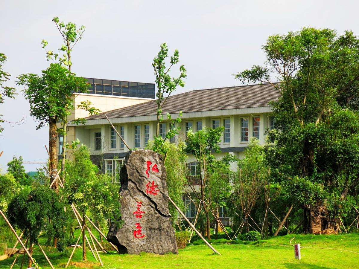 桂林医学院改名大学是真的吗?实力怎么样?排名全国第几?