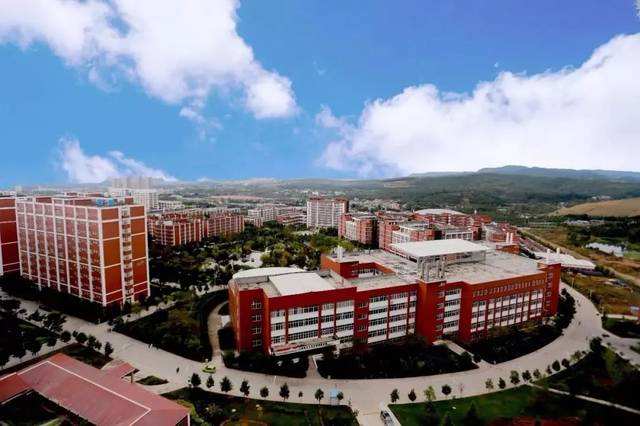 昆明理工大学津桥学院是公办的吗?在哪?宿舍条件如何?学费多少