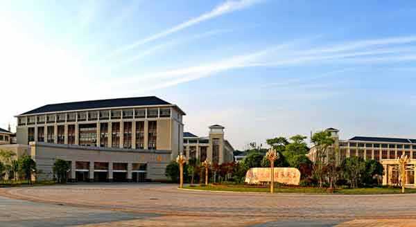 九江职业技术学院是本科吗?怎么样?排名第几?就业前景如何?