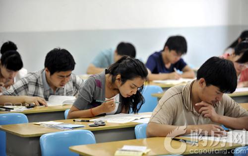 金融行业的入门级证书你考了吗?做金融需要什么学历专家怎么说
