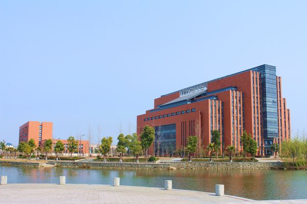 河南省财经学校怎么收费_河南财经学院民办_河南省财经学校是民办还是公办