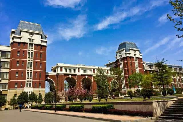 山东财经大学燕山学院是几本?学费多少贵吗?宿舍真实图片