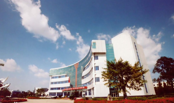 中国民用航空飞行学院怎么样在哪?排名多少?招生要求及就业前景