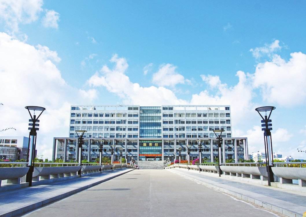 广东科学技术职业学院怎么样好不好?排名全国第几?宿舍条件如何