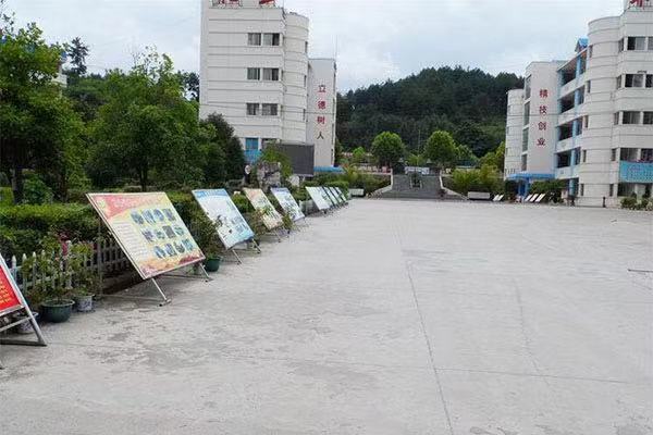 云南司法警官职业学院是专科吗?实力如何?就业前景?学费多少