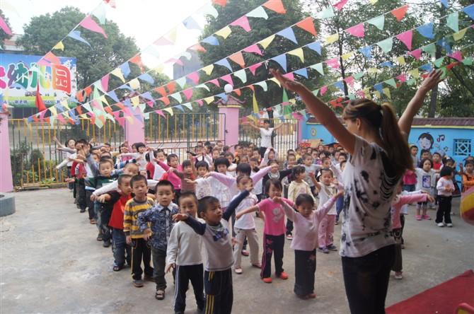 未来5年幼师就业前景怎么样有前途吗?幼师职业的优势和劣势揭秘