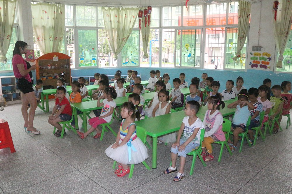 未来5年幼师就业前景怎么样有前途吗?幼师职业的优势和劣势揭秘