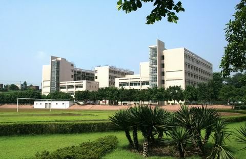 重庆工程职业技术学院是公办大专吗?师资排名揭秘?可以升本科吗