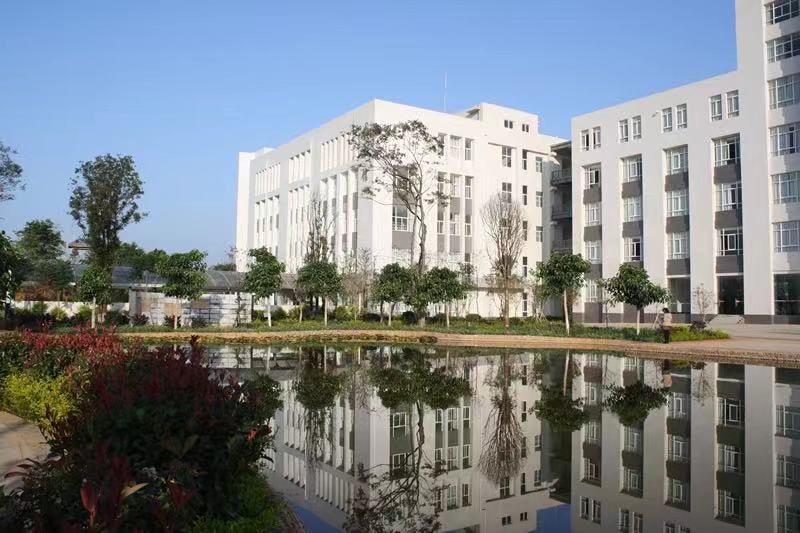 云南财经大学中华职业学院很厉害吗?具体位置在哪?宿舍环境怎样