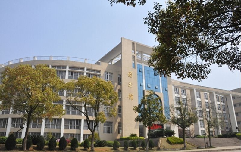 南昌大学共青学院是几本公办还是民办?排名多少?一年学费多少钱