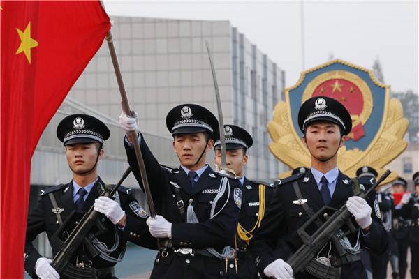 安徽警官职业学院怎么样是中专还是大专?学校管的严吗?就业率如何