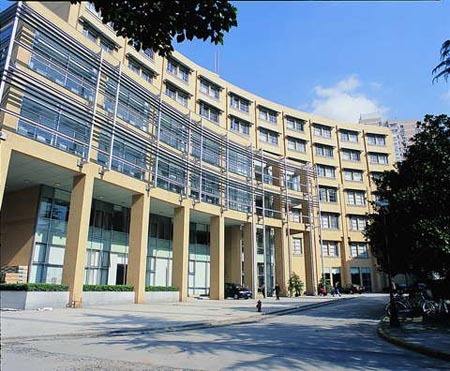 �Ϻ���ͨ��ѧҽѧԺ�Ǽ�����211?ѧԺ��ô���ѿ���?ʦ����������