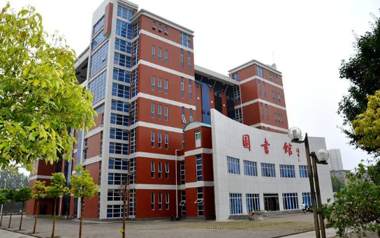 河南信息统计职业学院怎么样在哪是公办的吗?学费多少?有什么专业