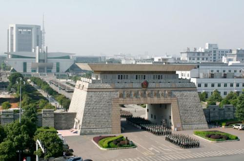 最有前途的军校有这四所堪比军中清华?女生考哪个军校比较有前景
